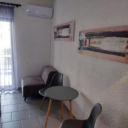Pension Karvounoskala Стратонион Экстерьер фото