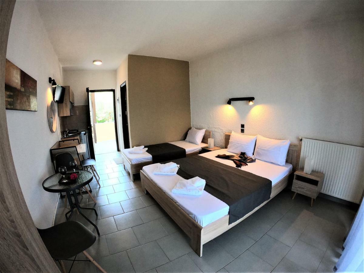 Pension Karvounoskala Стратонион Экстерьер фото
